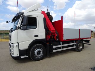Volvo FM 330.18 - GRUA