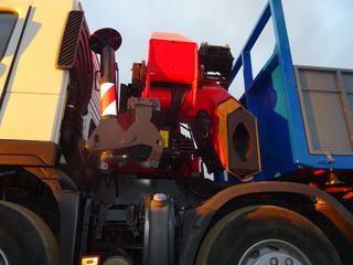 Volvo FM 480 - GRUA