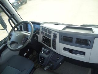 Volvo FL 280.18 - GRUA