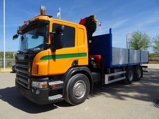 SCANIA P 380 - GRUA
