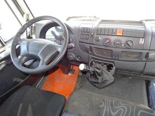 Iveco  EUROCARGO ML 100E22 -GRUA