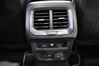 Volkswagen Tiguan R-LINE 1.5 TSI 150 CV DSG7