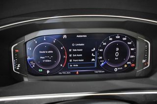 Volkswagen Tiguan R-LINE 1.5 TSI 150 CV DSG7