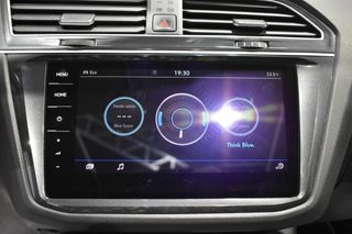Volkswagen Tiguan R-LINE 1.5 TSI 150 CV DSG7