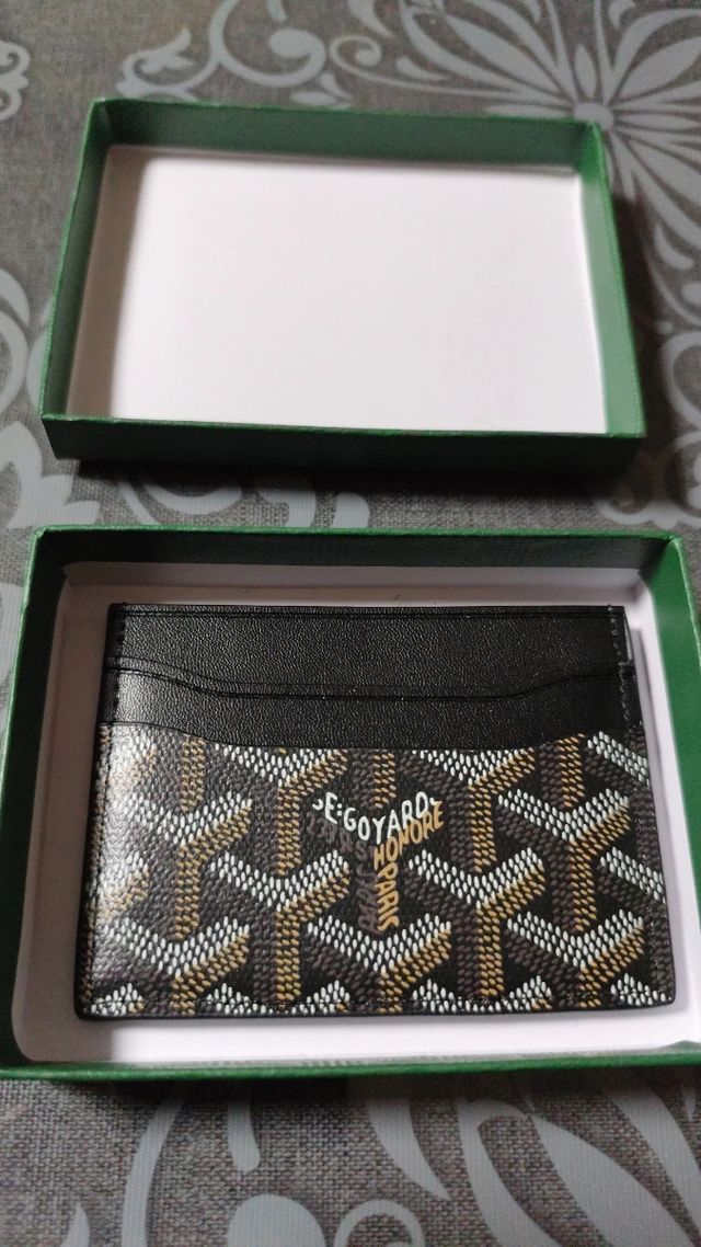 Tarjetero Goyard