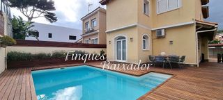 Chalet en alquiler en Baixador en Castelldefels