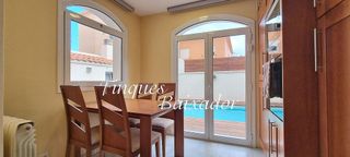 Chalet en alquiler en Baixador en Castelldefels