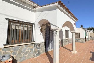 Chalet en venta en Residencial Park en Maçanet de la Selva