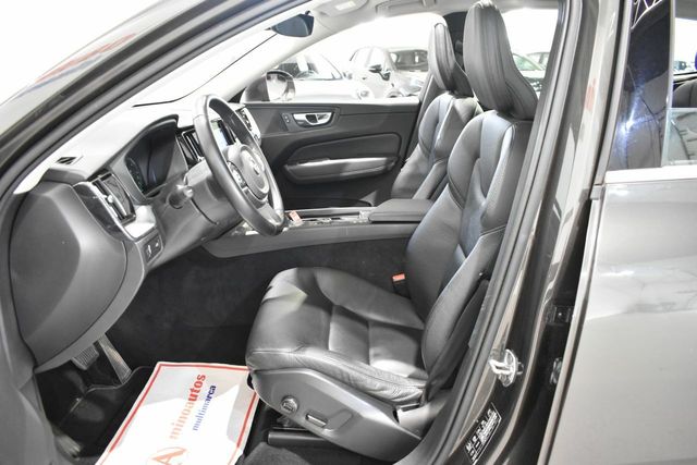 Volvo XC60 2.0 D4 190 CV AWD GEARTRONIC MOMENTUM