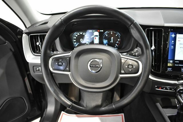 Volvo XC60 2.0 D4 190 CV AWD GEARTRONIC MOMENTUM