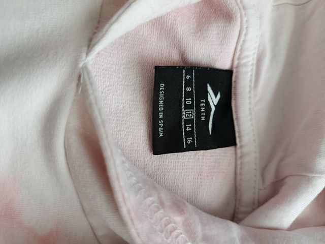 Sudadera rosa tie-dye