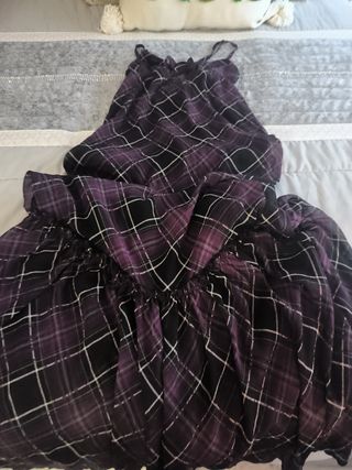 Vestido morado y negro a cuadros