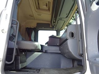SCANIA G 400 - PORTAMAQUINAS