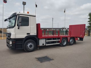 Mercedes-Benz ACTROS 25 41 - PORTAMAQUINA