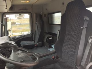 Mercedes-Benz ACTROS 25 41 - PORTAMAQUINA
