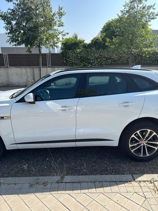 Jaguar F-Pace 2017