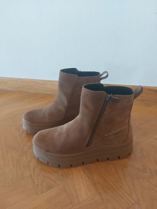 Botines Geox Marrones Amphibiox Talla 39
