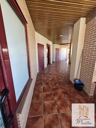 Local comercial en venta en Ugena