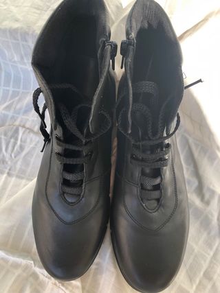Botines Valeria's Piel Talla 37 Ligeros