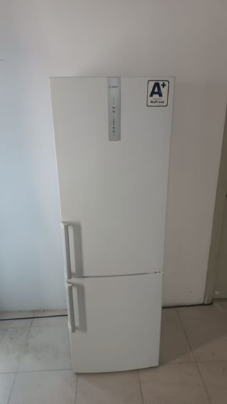 Nevera Bosch garantía 