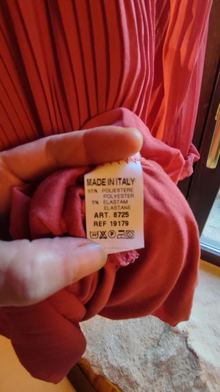 Vestido plisado ITALY MODA nuevo con etiqueta