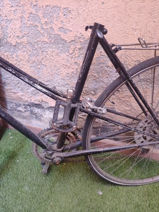 Bicicleta clásica negra