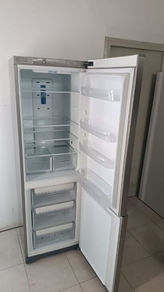 Nevera Indesit con garantía