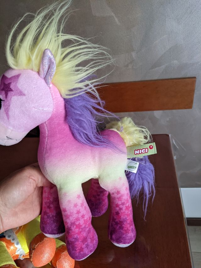 3 unicorni peluche