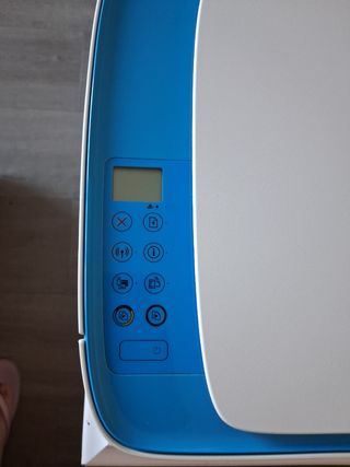 Impresora HP Blanca y Azul