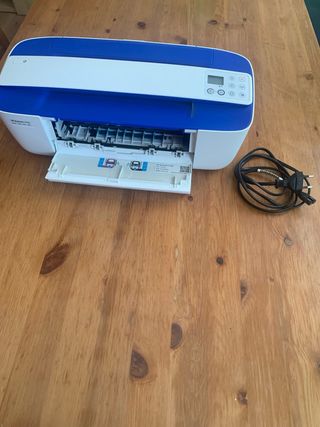 Impresora HP DeskJet 3700 Azul y Blanca