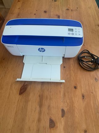 Impresora HP DeskJet 3700 Azul y Blanca