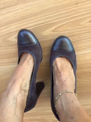Zapatos de vestir B&W Miranda marrones, de piel
