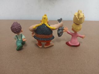 Lote figuras PVC reservado  para Álvaro b