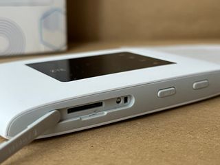 Router Portatile ZTE MF920U 4G LTE Hotspot Wi-Fi