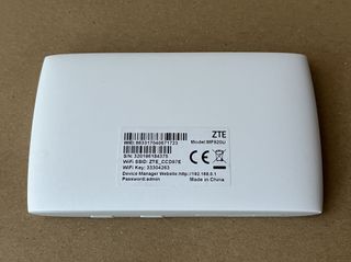 Router Portatile ZTE MF920U 4G LTE Hotspot Wi-Fi