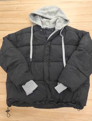Plumífero Zara con capucha T.M