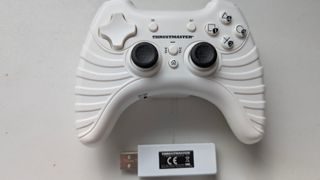 Mandos Inalámbricos Thrustmaster PC/PS3
