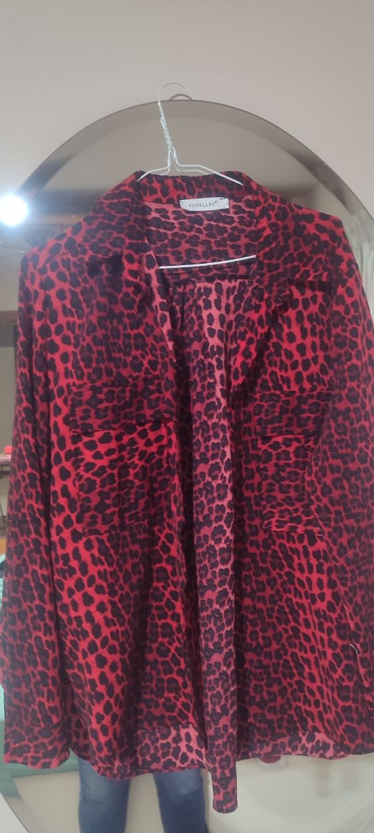 Camicia VOYELLES stampa animalier rossa