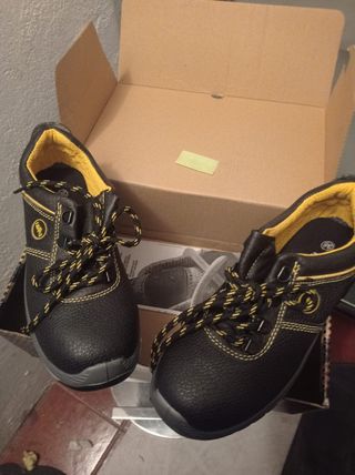 Botas de trabajo negras y amarillas talla 36