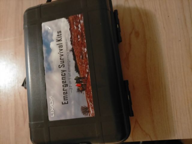 Kit de Supervivencia Lixada 27 en 1