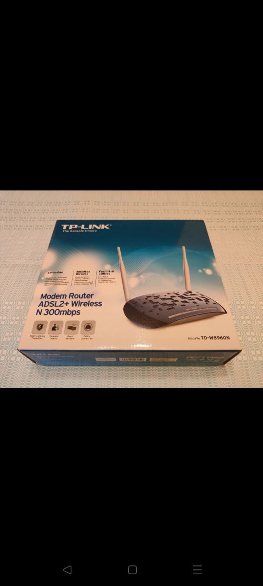 TP-LINK Modem Router ADSL2+ Wireless N 300mbps