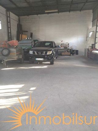 Nave industrial en venta en Santiponce