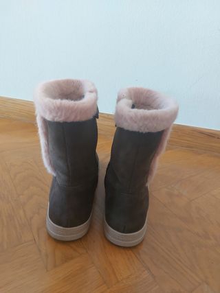 Botines  Waterproof de ante marrón talla 38