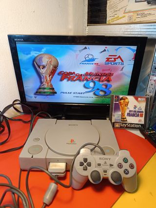 Consola PS1 + Bolsa + Juego Francia 98