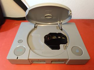 Consola PS1 + Bolsa + Juego Francia 98