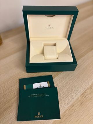 Rolex Oyster Perpetual Date 115234