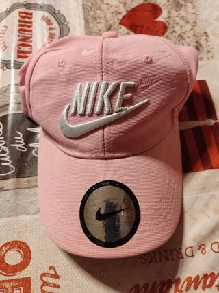 Gorra Nike Rosa