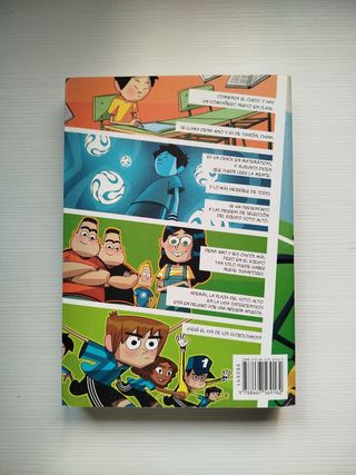 Los Futbolísimos3: El misterio del portero fantasm