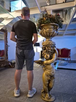 Statua portacandele in resina dorata Angel