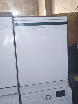 Lavavajillas blanco